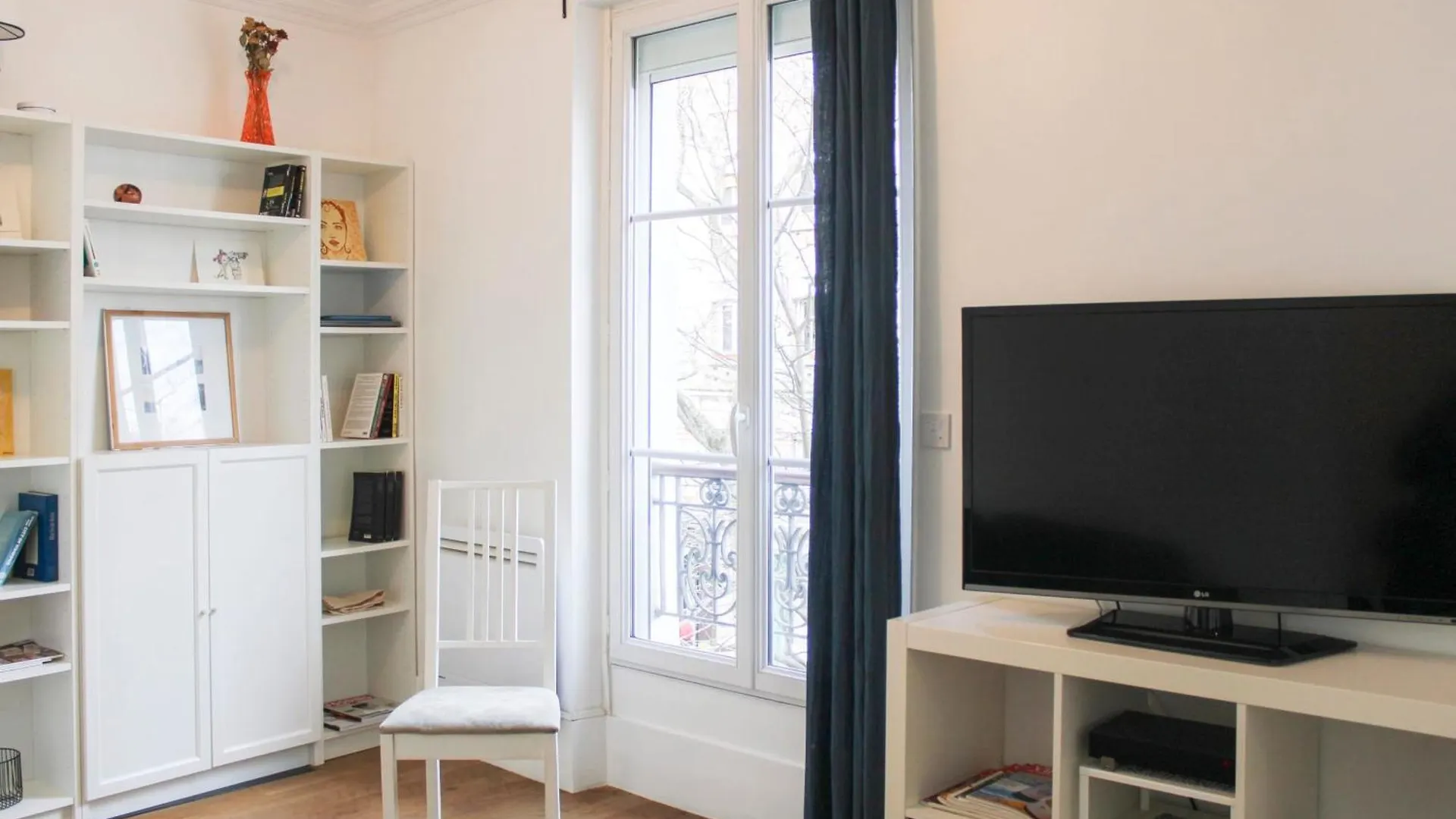 Nice Apartment Close To Gambetta Paris 0*,  France