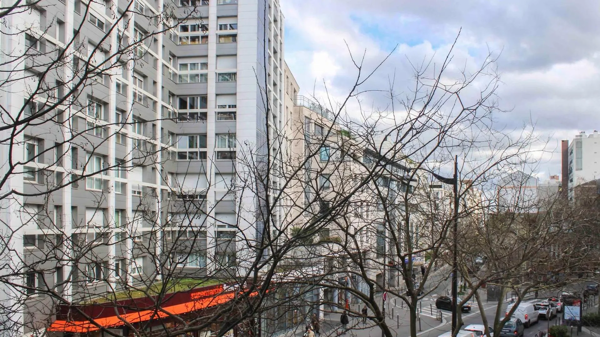 Nice Apartment Close To Gambetta Paris France